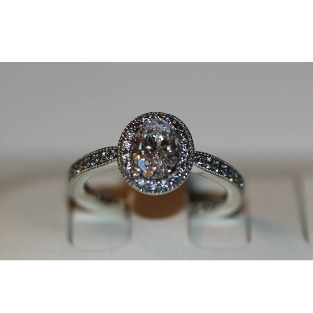 Pandora ring size 6 ...BEAUTIFUL!